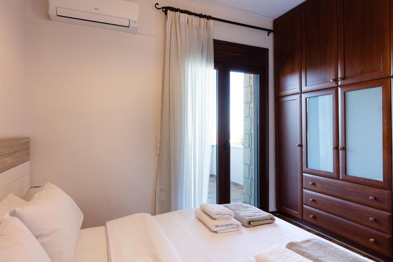 Villa Natura - With Private Heated Pool Tria Monastiria Esterno foto